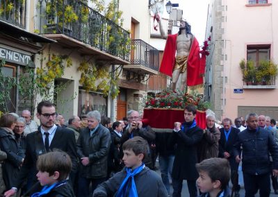 procession des régina d'ille sur tet en roussillon conflent à paques